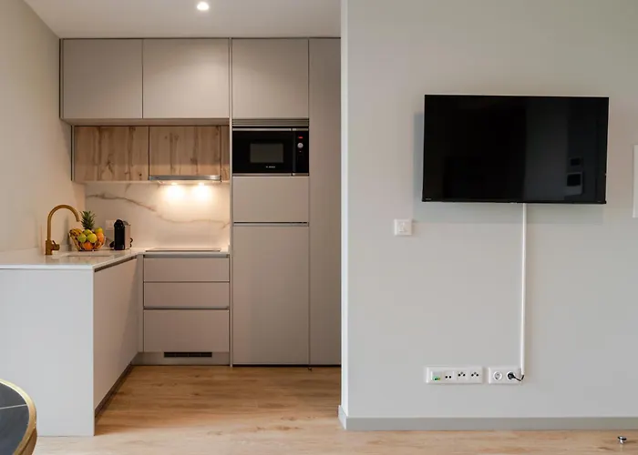 Modern Porto Retreat By Hostwise Vila Nova de Gaia