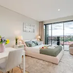 Apartment Modern Porto Retreat By Hostwise