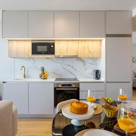 Modern Porto Retreat By Hostwise 아파트 *