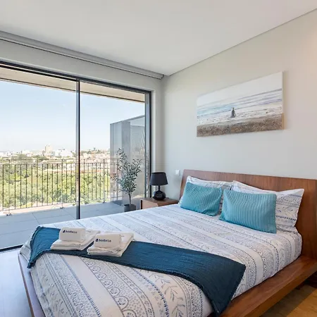 Modern Porto Retreat By Hostwise 아파트