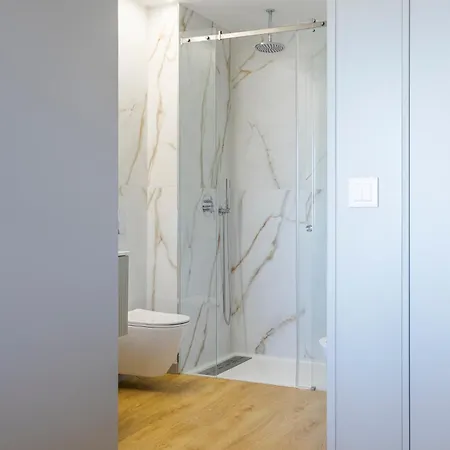Appartamento Modern Porto Retreat By Hostwise