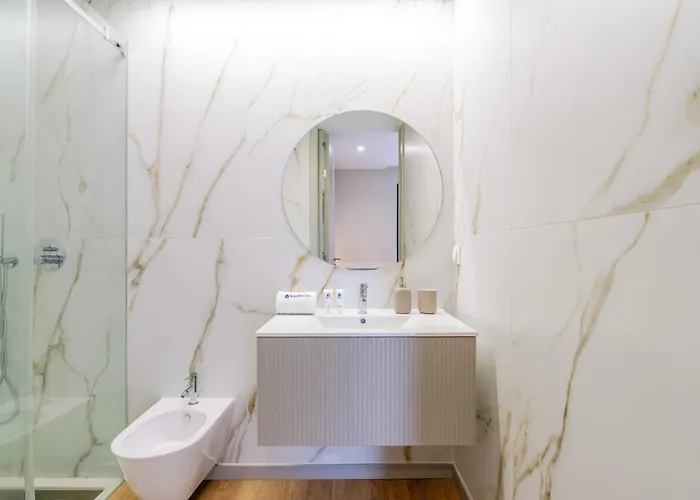 Modern Porto Retreat By Hostwise